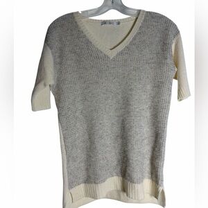 Raffi Cashmere - Cream and Gray V-Neck Sweater